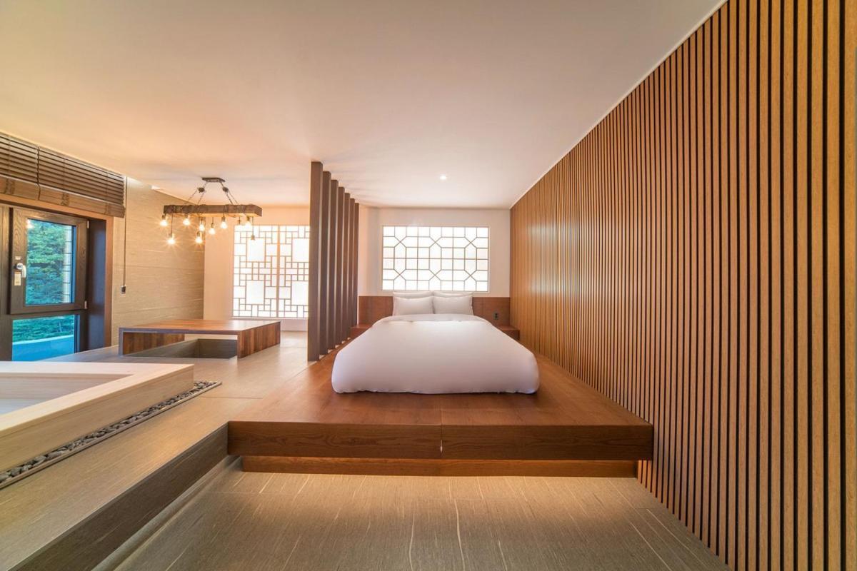 Yeonhwamun Hotel Yeongdeok Exterior photo